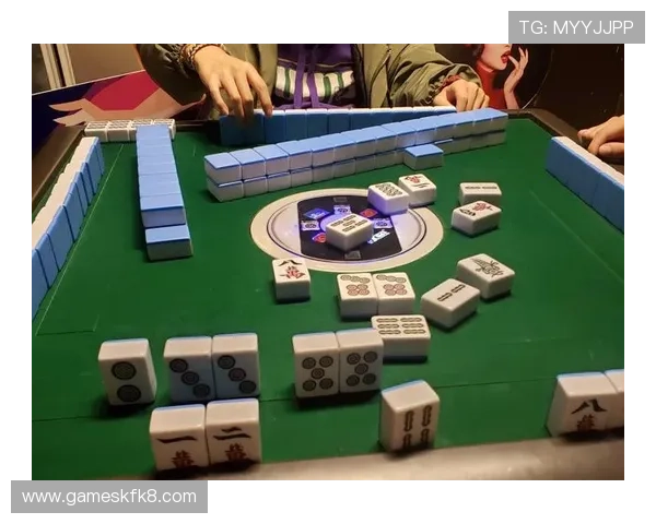 凯发二人麻将：玩家必备的技巧指南助你轻松赢取每一局